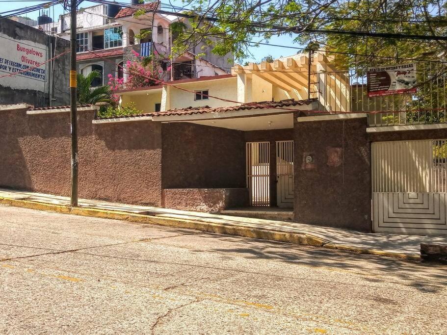 Casa Caleta renta para Vacaciones a 10minplaya