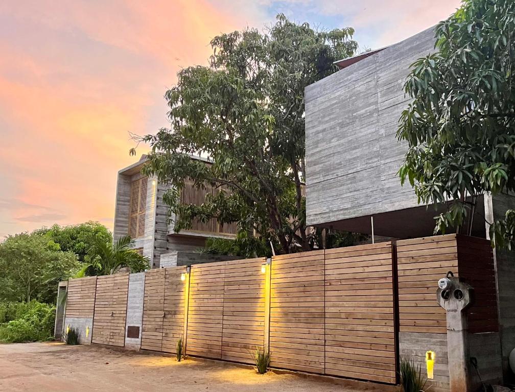 Casa Macu Saladita full surf house