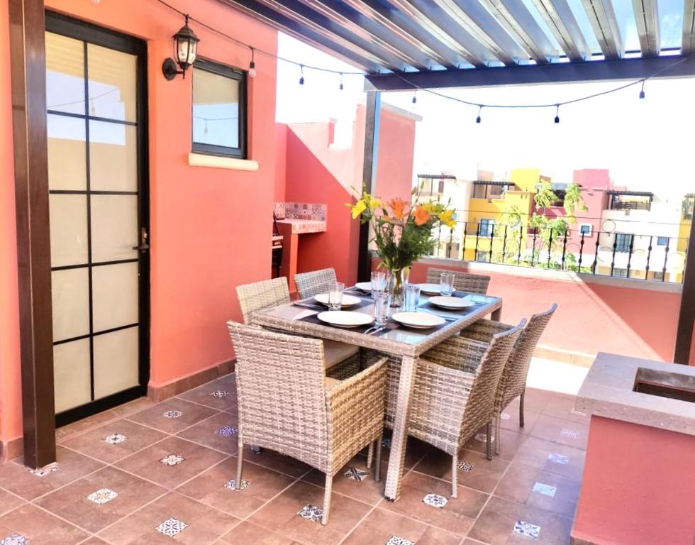 Casa con Padel, Asador, Terraza y Vista Espectacular a 10 minutos del centro San Miguel de Allende