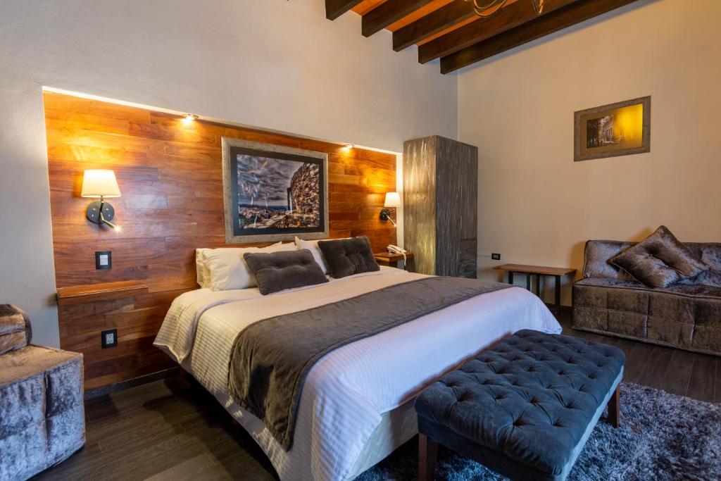 Hotel Casa Sangre de Cristo