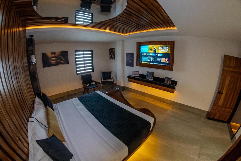 Switch Auto Hotel