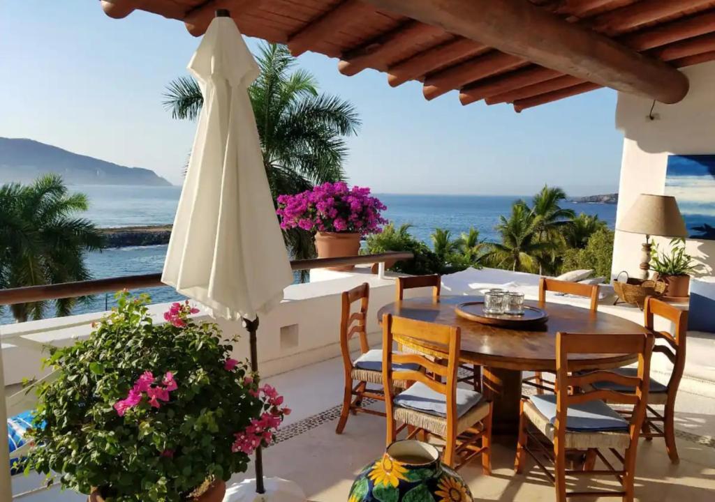 Villa Frente al Mar con Hermosas Vistas